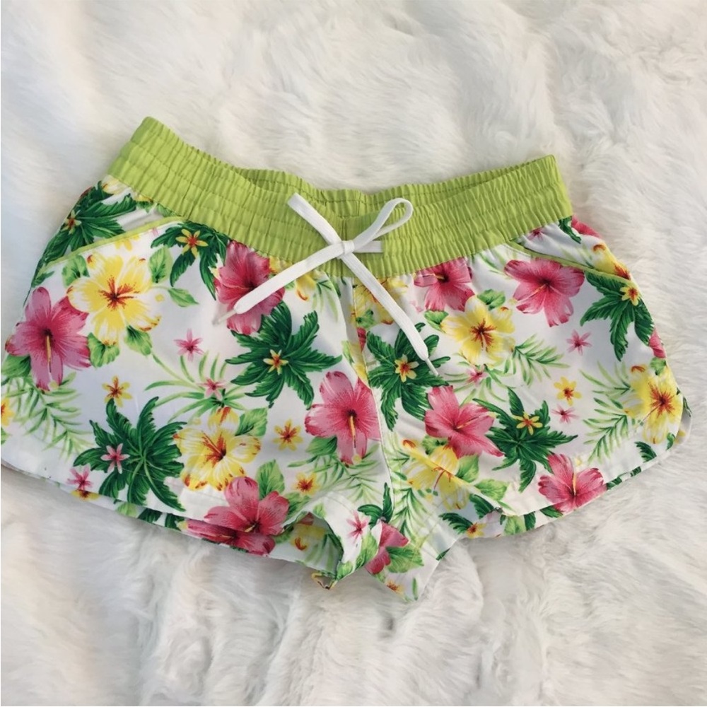 Women’s Juniors Rainforest Café Nike-Style Tropical Shorts Size Medium